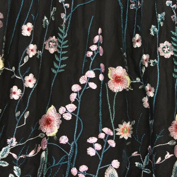 H&M midi embroidered floral skirt with mesh - Picture 2 of 4
